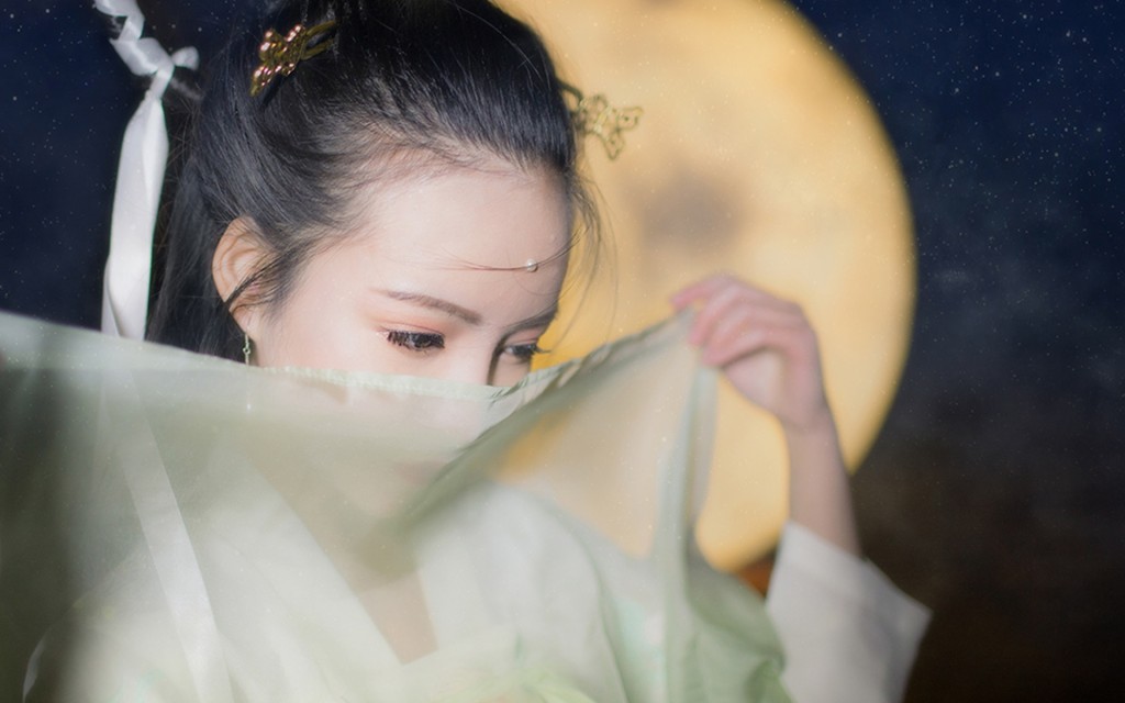中秋节嫦娥奔月古装美女cos图片