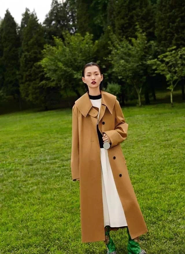超模少女王新宇个性时尚杂志写真图片