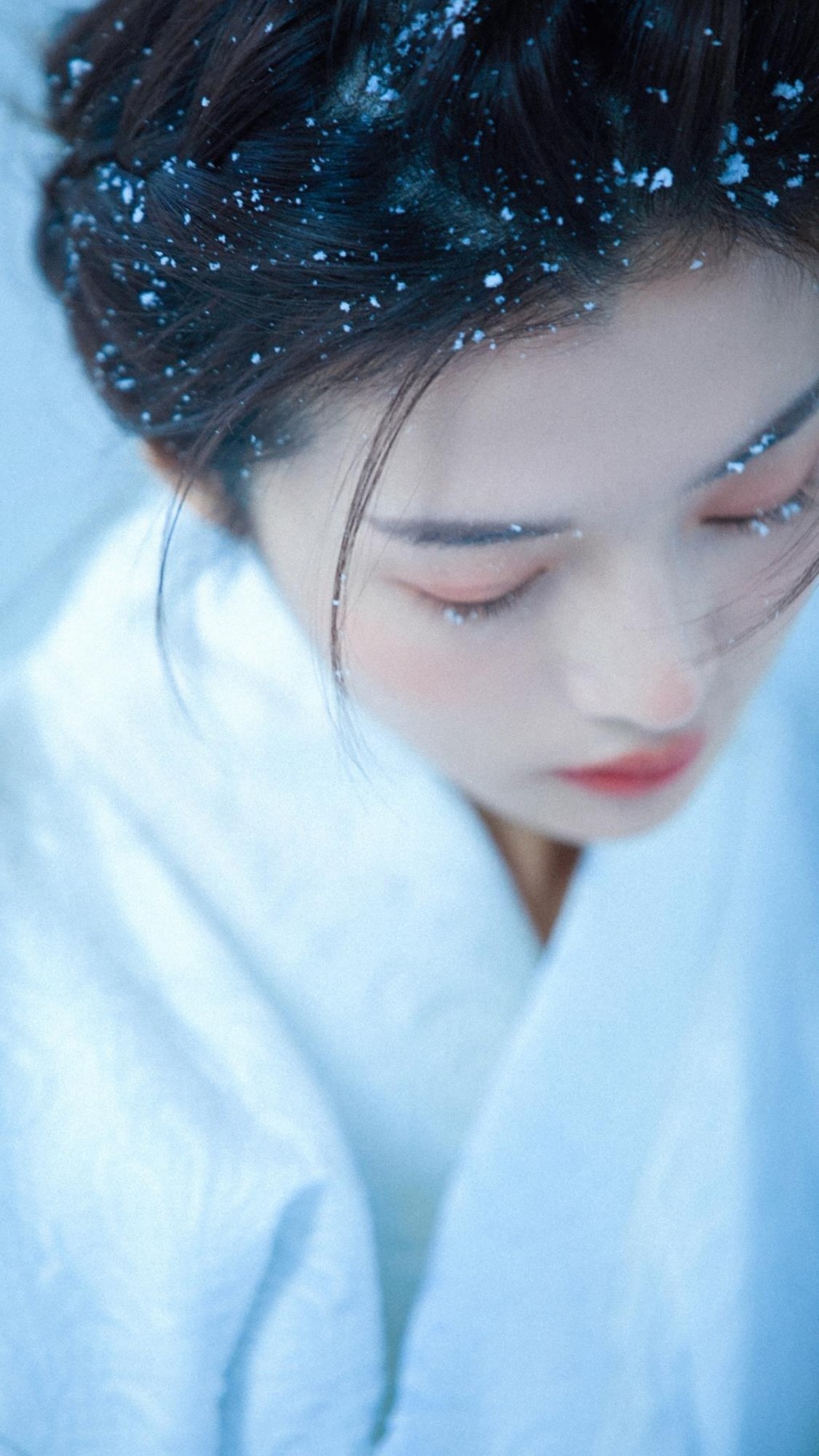 日系和服少女纯白清冷唯美写真图片