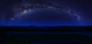 苏格兰 天空 高地 夜 星星 神秘银河风光图片