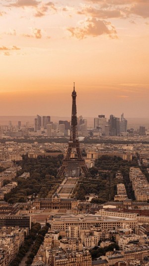 唯美的埃菲尔铁塔巴黎城市地标之一
