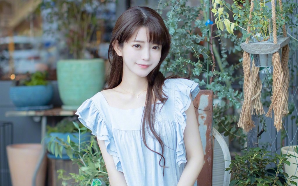 韩国第一美女Yurisa甜美写真