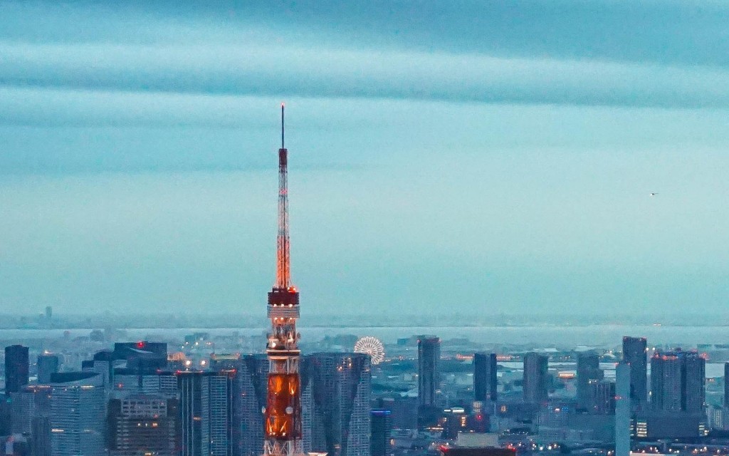 日本建筑东京塔清新风光