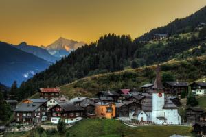 瑞士小镇风景图片