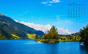 2019年5月瑞士龙疆湖自然风景日历壁纸