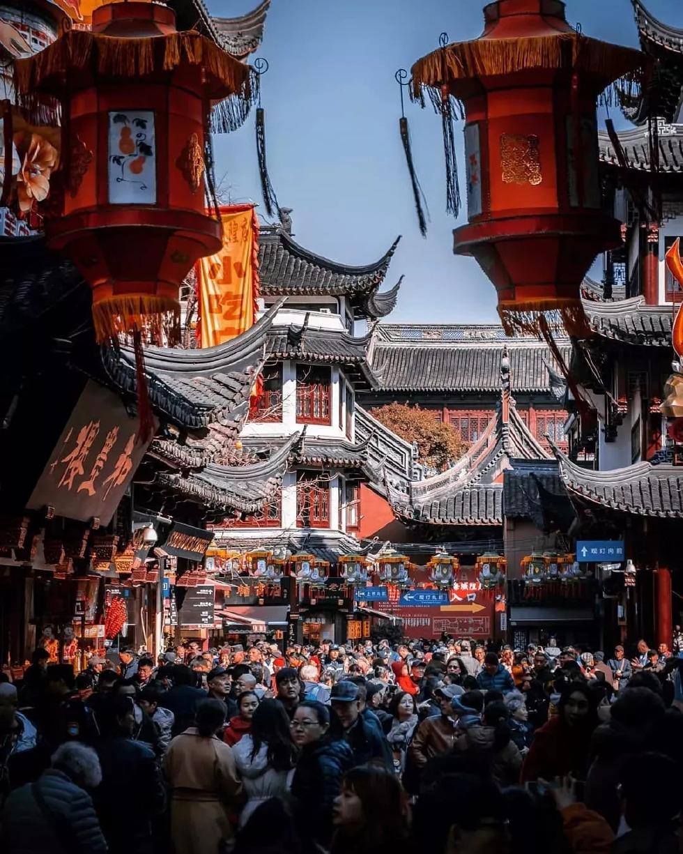 传统与现代交织构成上海的日常美景，新与旧之歌的魔都