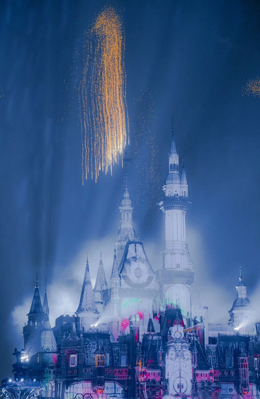 迪士尼城堡梦幻烟花手机壁纸