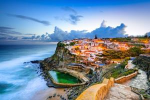葡萄牙辛特拉小镇海边风景壁纸