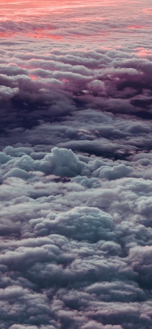 九千米高空下的斑斓云海