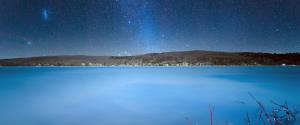 加拿大威廉湖 美丽奇幻的银河系壁纸