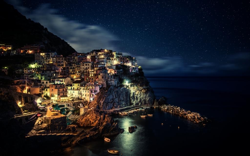 意大利五渔村夜景壁纸