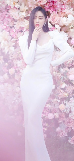 张天爱鲜花白裙优雅仙气高清手机壁纸