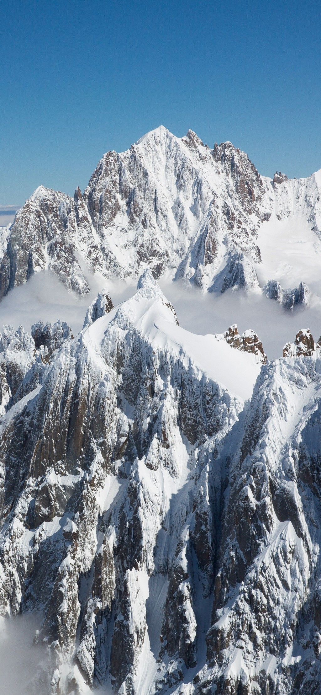 唯美壮观雪山自然风景手机壁纸