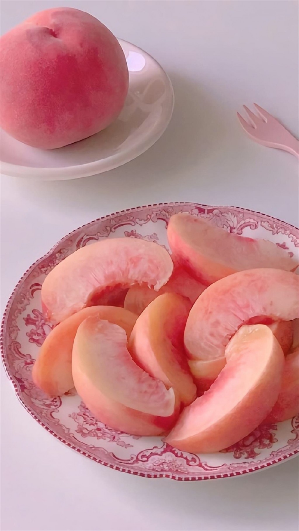 香甜美味的水蜜桃图片手机壁纸