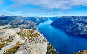 挪威峡湾壮丽风景图片桌面壁纸