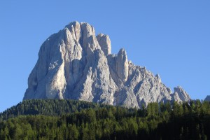 意大利多洛米蒂山脉壮丽风景图片