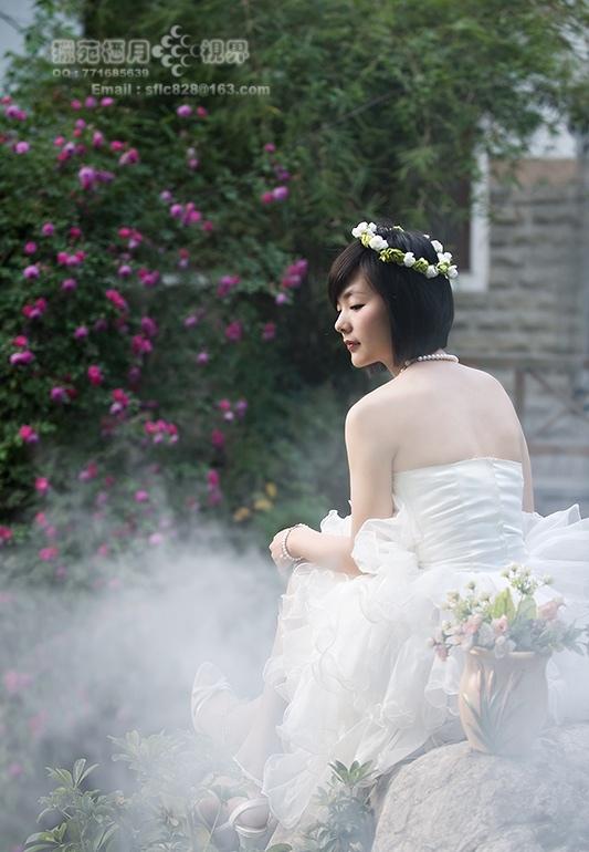 花开芳菲纯净白纱极致迷人写真