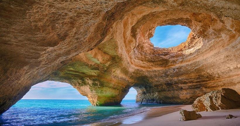 葡萄牙阿尔加维洞穴风景