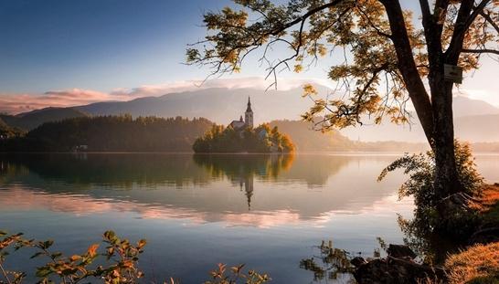 欧洲绿宝石之最美的斯洛文尼亚布莱德湖