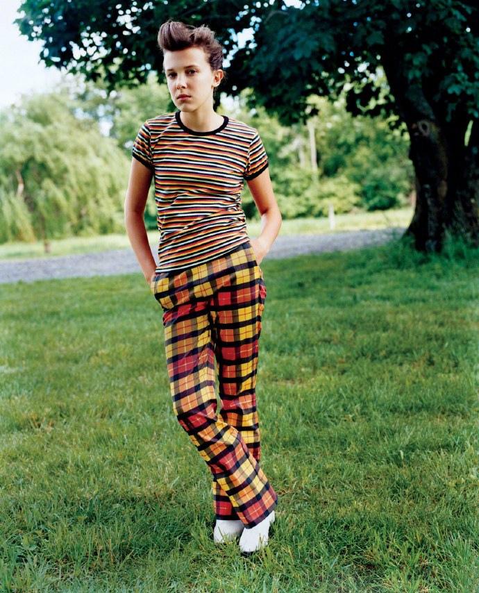 “小11”米莉·博比·布朗俏皮中性风时尚杂志写真