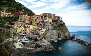 意大利五渔村意境风景电脑壁纸