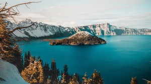 美国火山口湖唯美自然风景壁纸