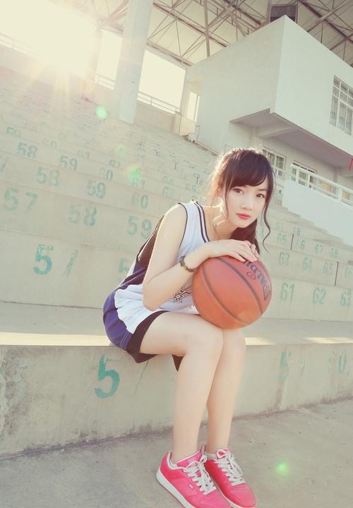 爱上篮球的清纯姑娘 写真