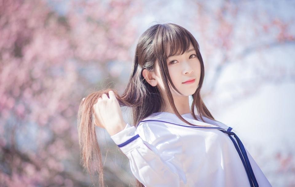 樱花三月里的超短学生装清纯美女唯美时尚写真
