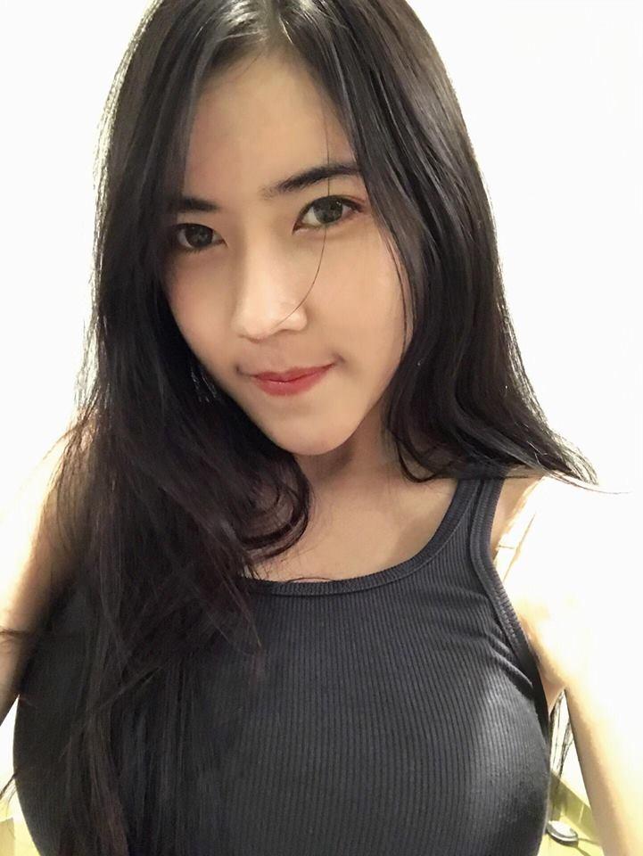 泰国网红美女Natrada Rergsumran青春靓丽性感图片
