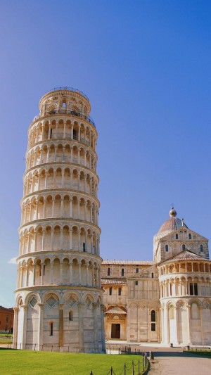 意大利的闻名建筑比萨斜塔