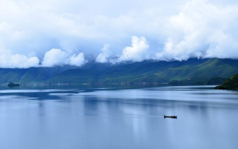 四川泸沽湖自然风景写真图片