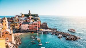 意大利五渔村美丽的海景高清壁纸