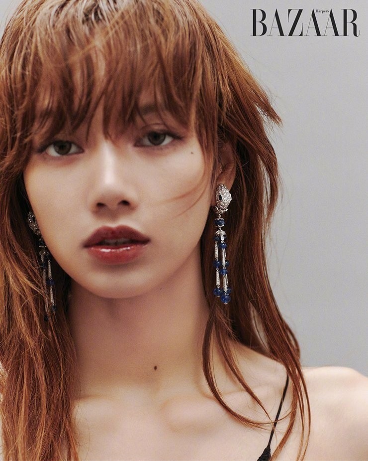 LISA摩登时髦韩版时尚芭莎封面大片