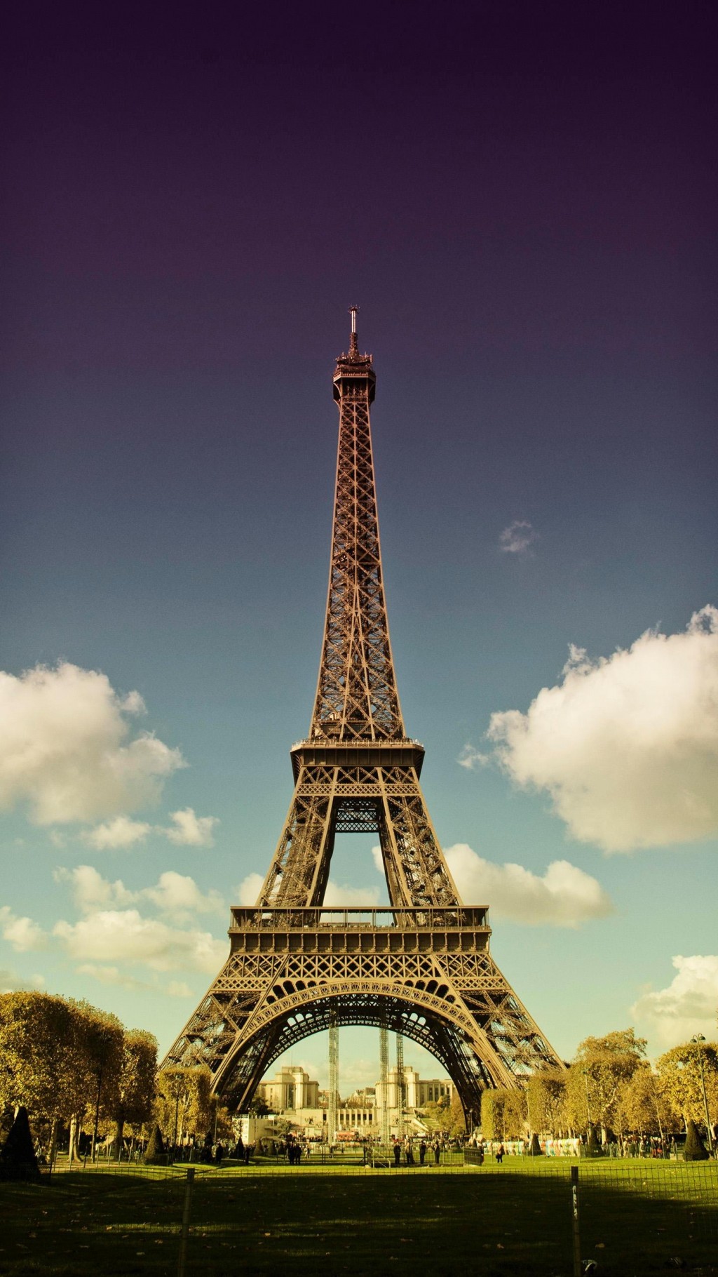 巴黎埃菲尔铁塔手机壁纸