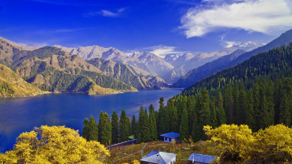 新疆天山天池超美风景图片
