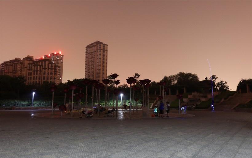 山东济南夜景图片