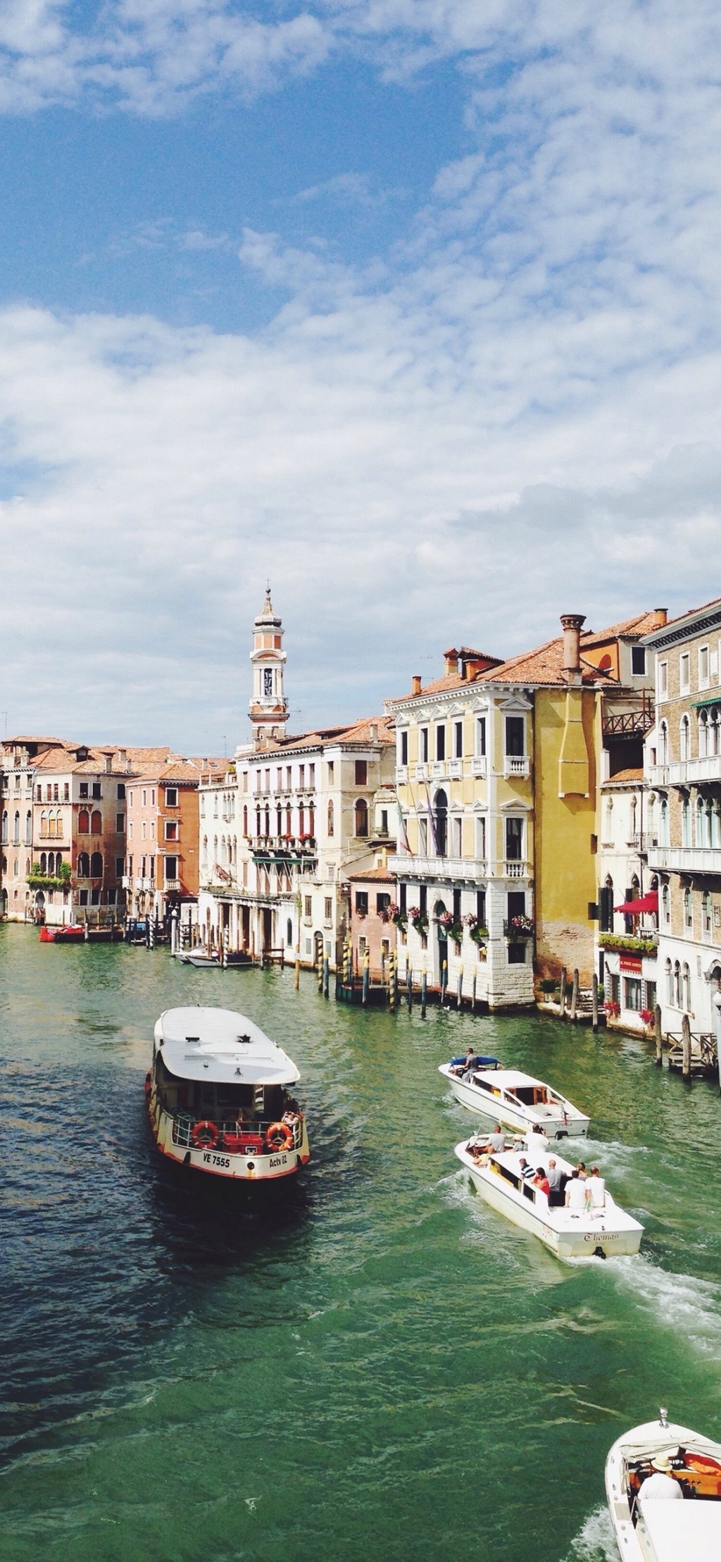 水上城市威尼斯城市风景手机壁纸