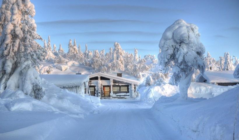 雪中木屋风景
