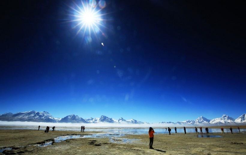 西藏卓木拉日峰风景