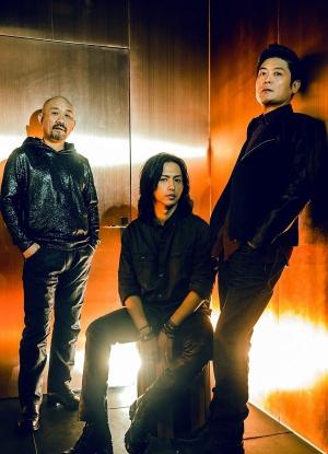中国摇滚乐队黑豹乐队登《智族GQ》杂志