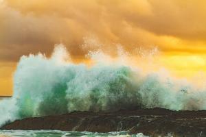 大海海浪风景图片