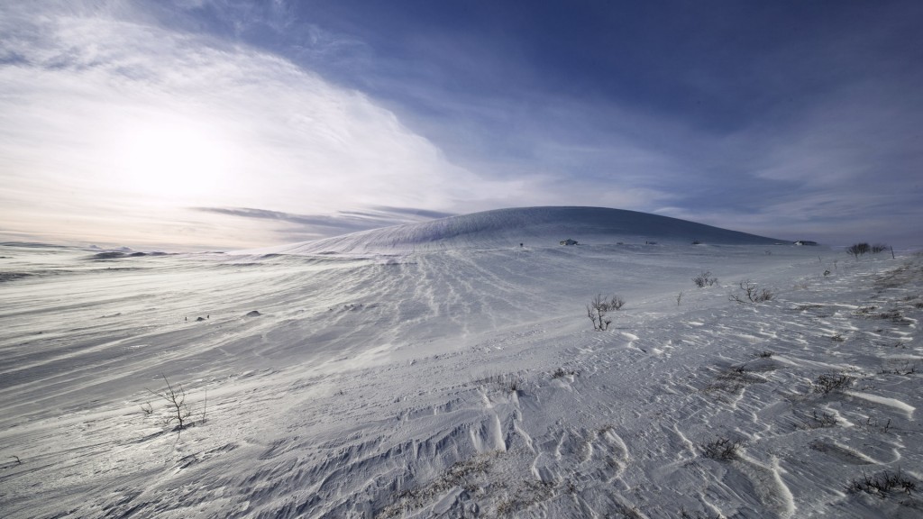 挪威壮美雪景高清桌面壁纸