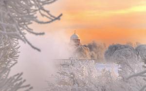雪后的圣彼得堡唯美桌面壁纸