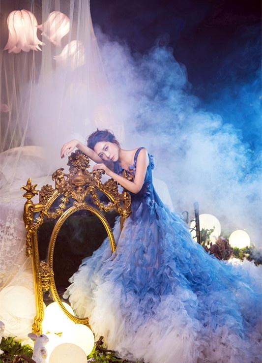 杜若溪唯美写真仙气十足 蓝色长裙优雅动人写真