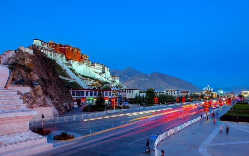 西藏布达拉宫唯美风景图片