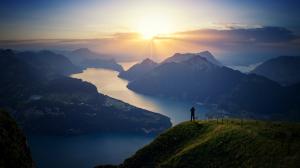 瑞士琉森湖风景图片