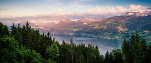 瑞士苏黎世湖村唯美风景壁纸