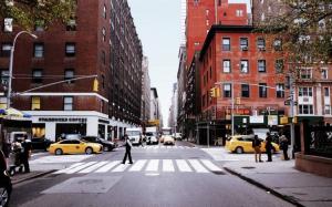 美国纽约市中心繁华街道图片