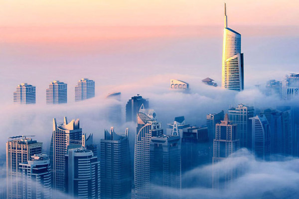 迪拜摩天大楼唯美景色图片